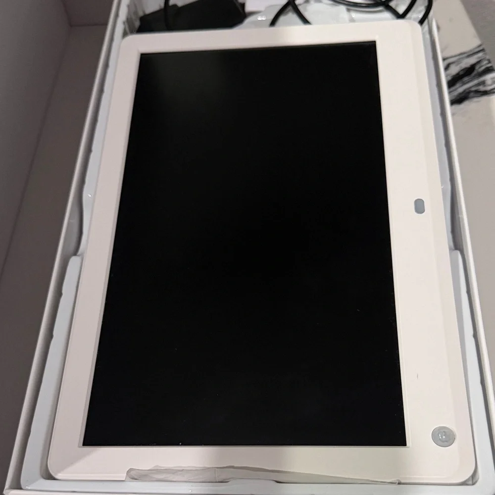 White Digital Photo Frame Box - Minimal Packaging